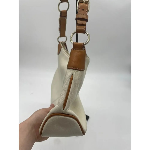 Vintage Authentic Dooney and Bourke White Pebble Leather Hobo Bag H3 433400 - Picture 6 of 16